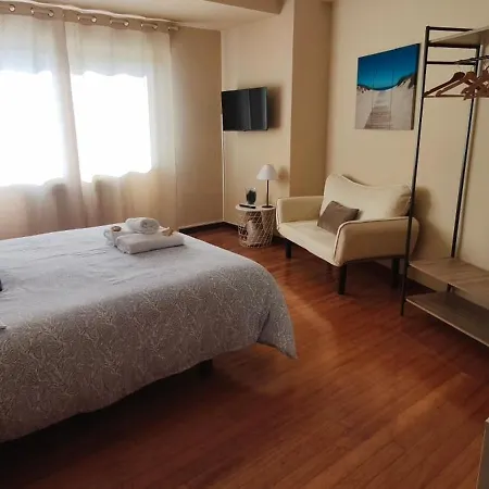 Piso Muy Luminoso Y Centrico 1d 圣地亚哥－德孔波斯特拉