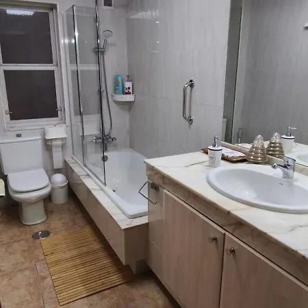 Piso Muy Luminoso Y Centrico 1d 公寓 *